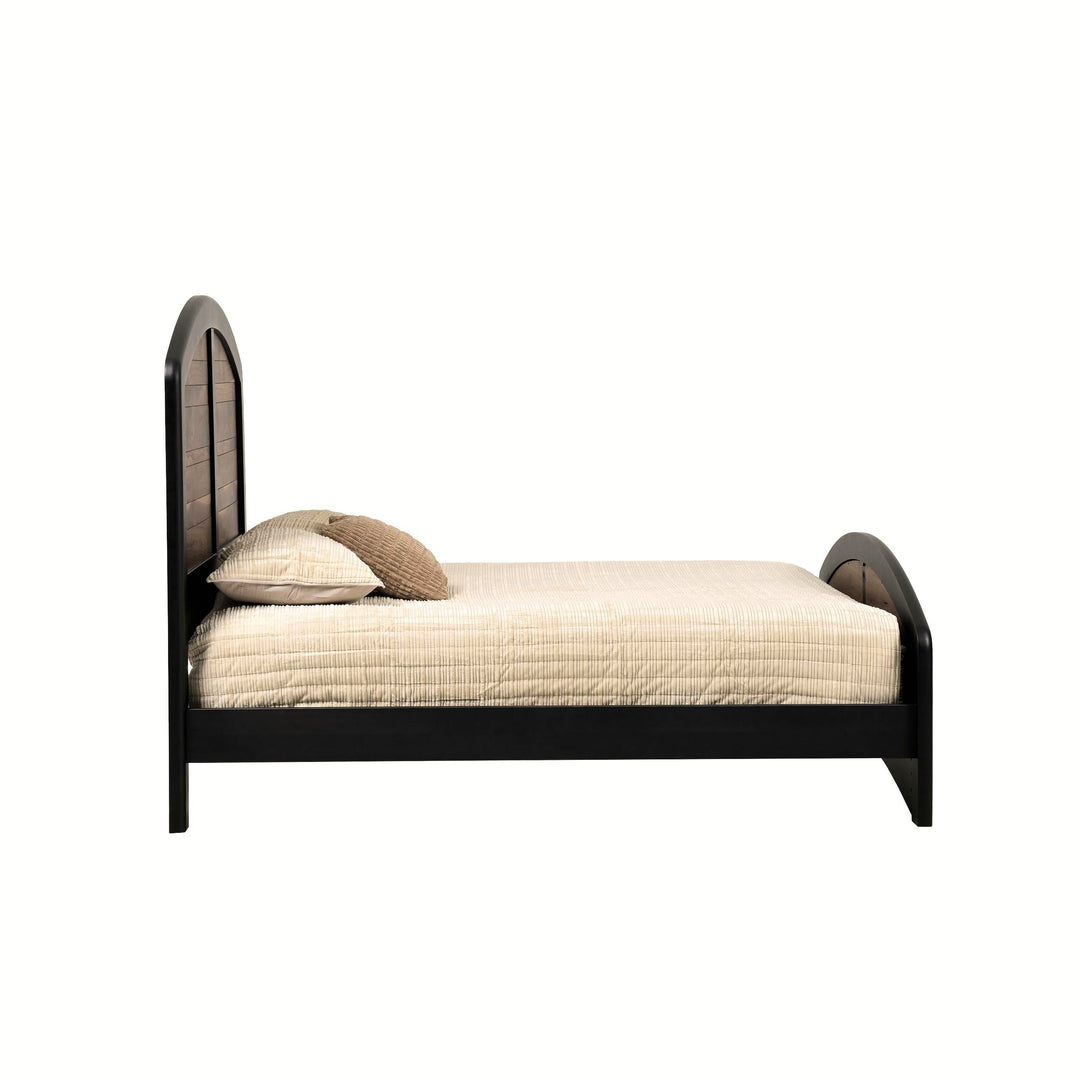 QW Amish Gilmore Bed