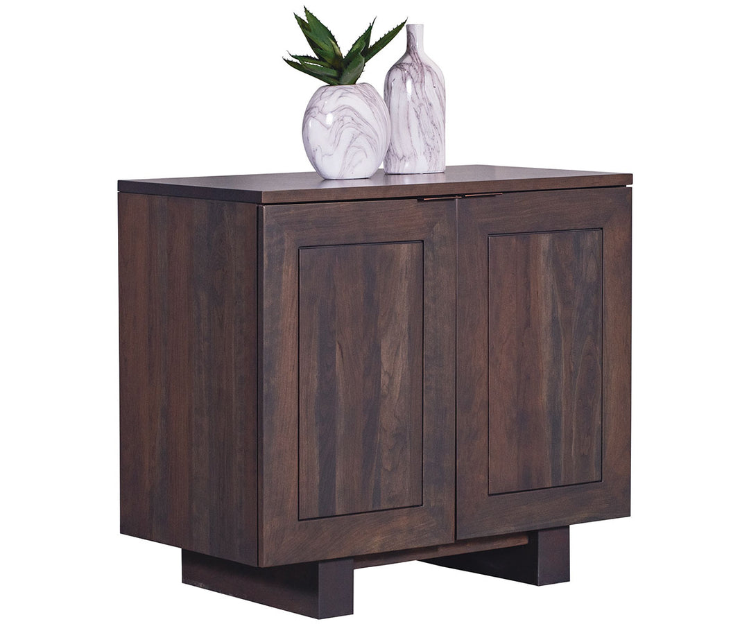 QW Amish Tolleson 2 Door Sideboard