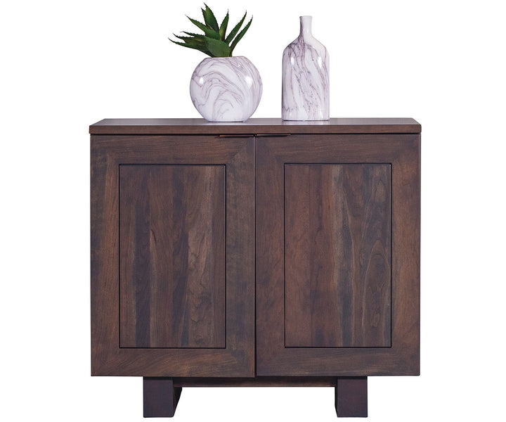 QW Amish Tolleson 2 Door Sideboard