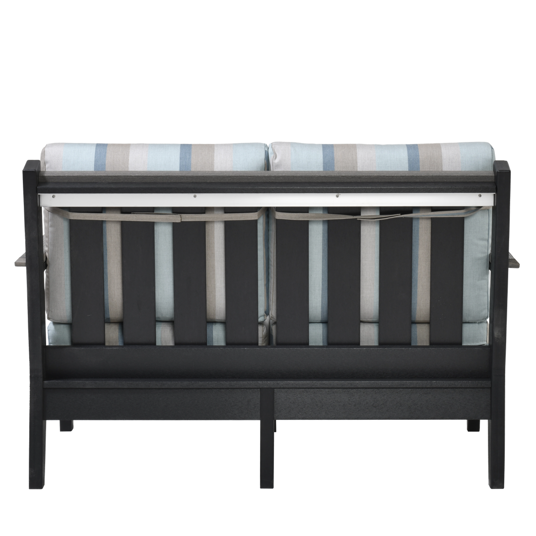 QW Amish Leisure Loveseat