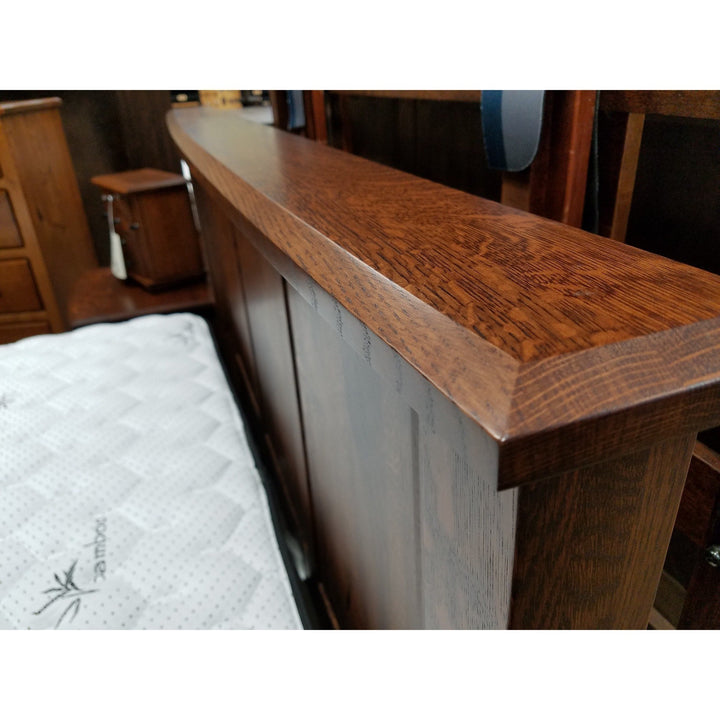 QW Amish Old World Mission Panel Bed