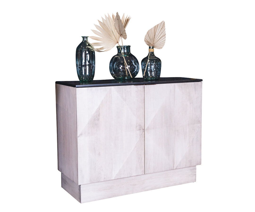 QW Amish Diamond Sideboard
