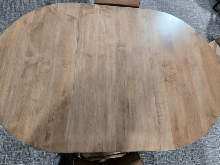 Clearance Cynergy 48x48 w/2-12"L Table + 4 Side Chairs