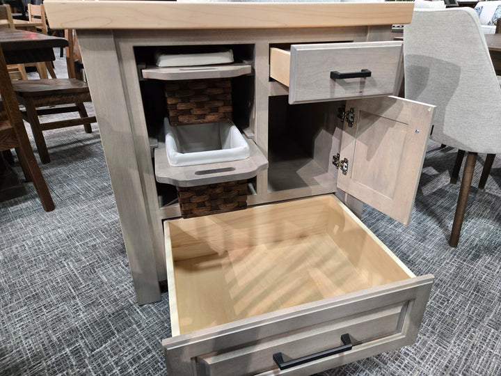 Clearance Granny's Choice Island