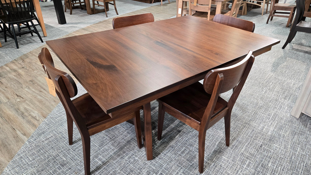 Clearance Shelby 42x60 w/2-12"Lvs and 4 Shelby Side Chairs