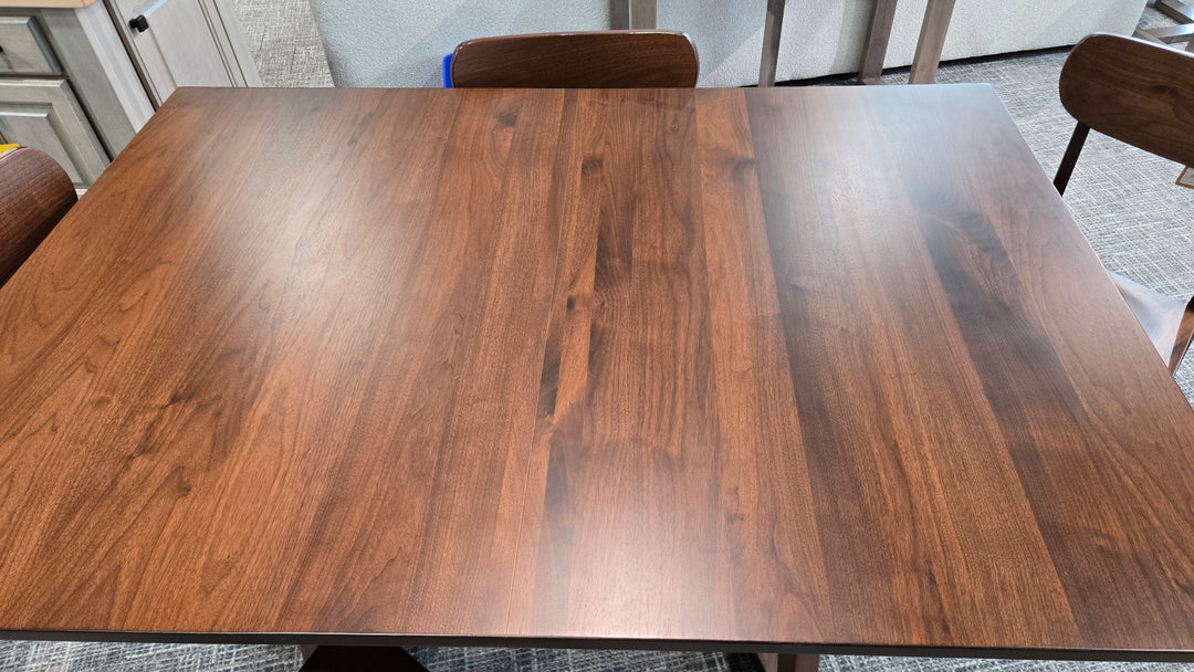 Clearance Shelby 42x60 w/2-12"Lvs and 4 Shelby Side Chairs