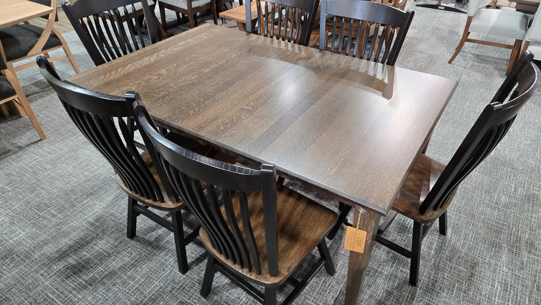 Clearance Shaker Leg 42x66 w/2-12"Lvs and 4 Side Chairs