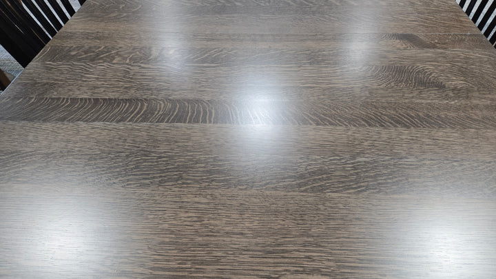 Clearance Shaker Leg 42x66 w/2-12"Lvs and 4 Side Chairs