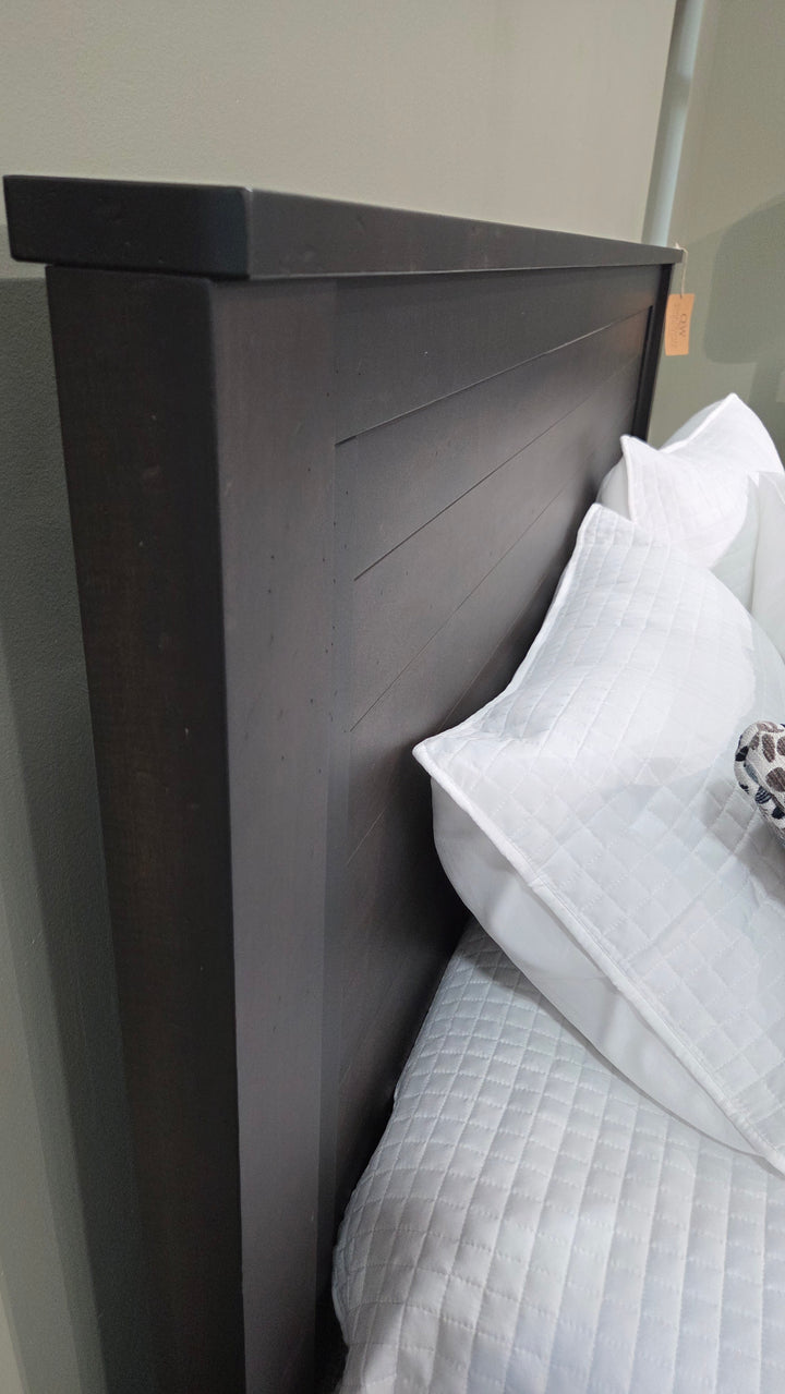 Clearance Durango King Storage 5pc Bedroom Set