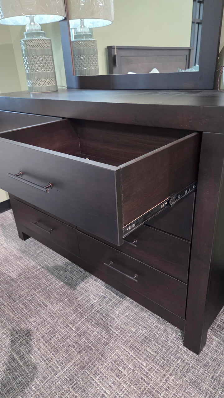 Clearance Durango King Storage 5pc Bedroom Set