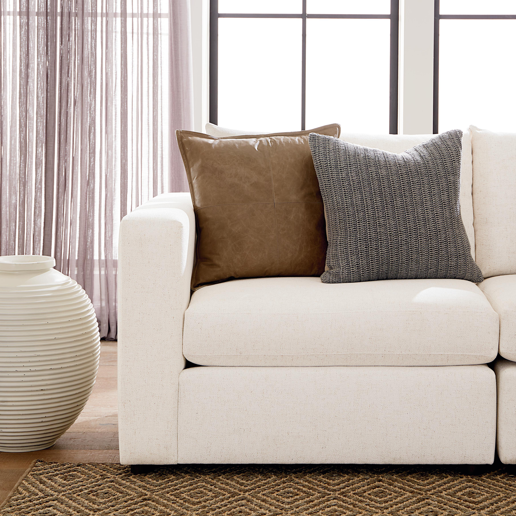 Beckham Modular Suite - Thumbnail 5