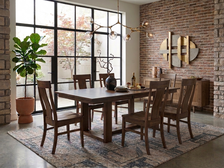 Clark Table