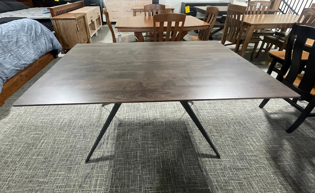 Clearance Jefferson 40x60 Table