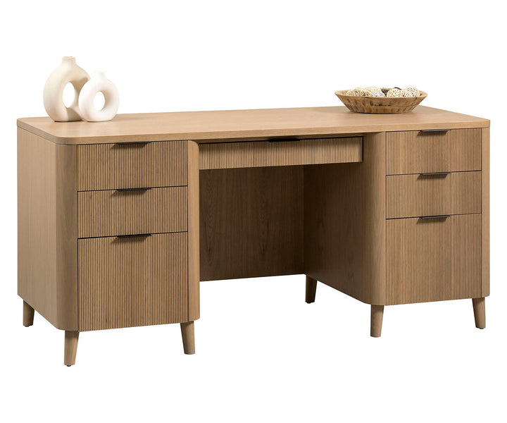 QW Amish Bayport Executive Desk