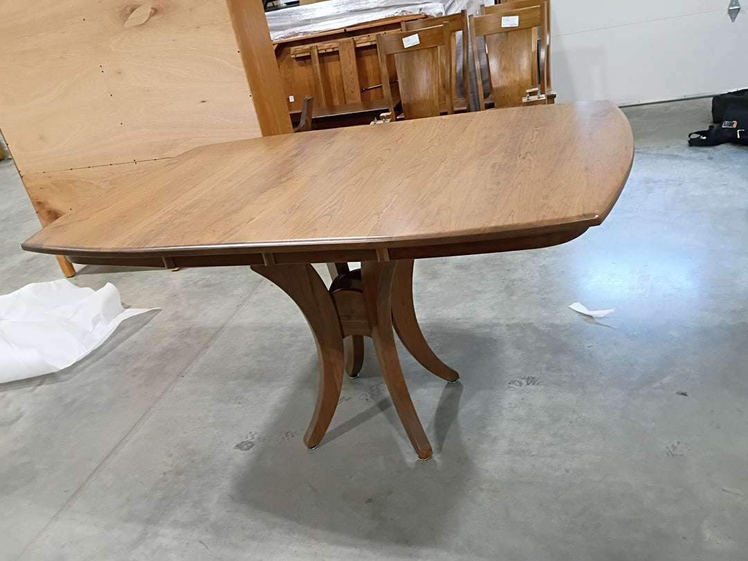 Clearance Galveston Pub 42"x42" w/2-12" Lvs Table