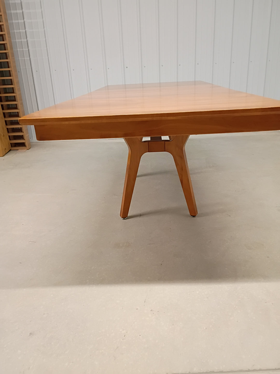 Clearance Windsor 38x72 w/2-12"Lvs Table