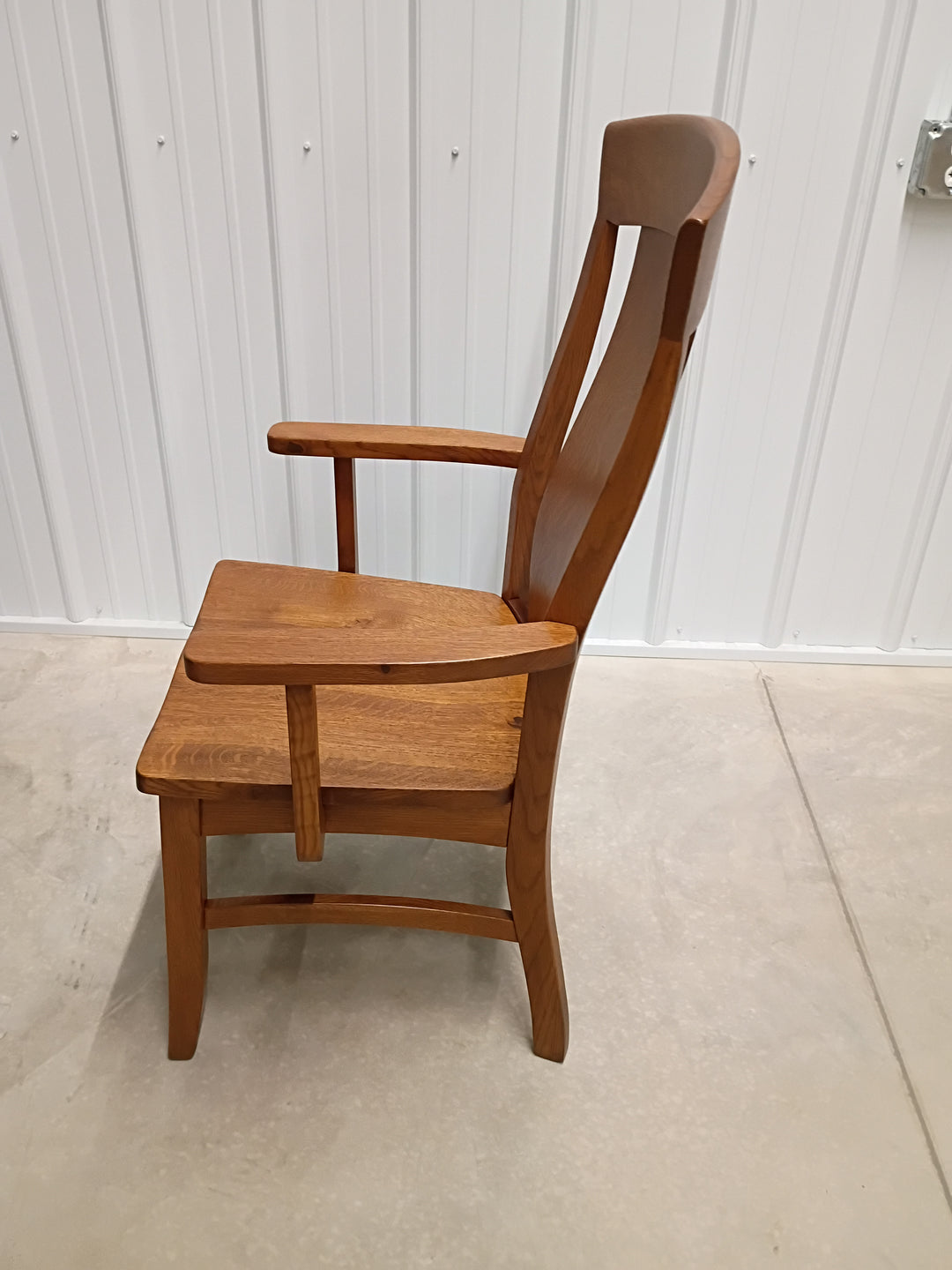 Clearance Galveston 48" Round Solid Top and 3 Bailey Chairs