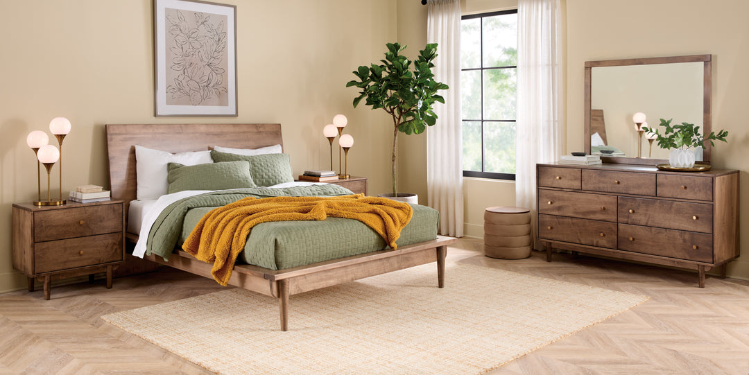 QW Amish Baymont Bed