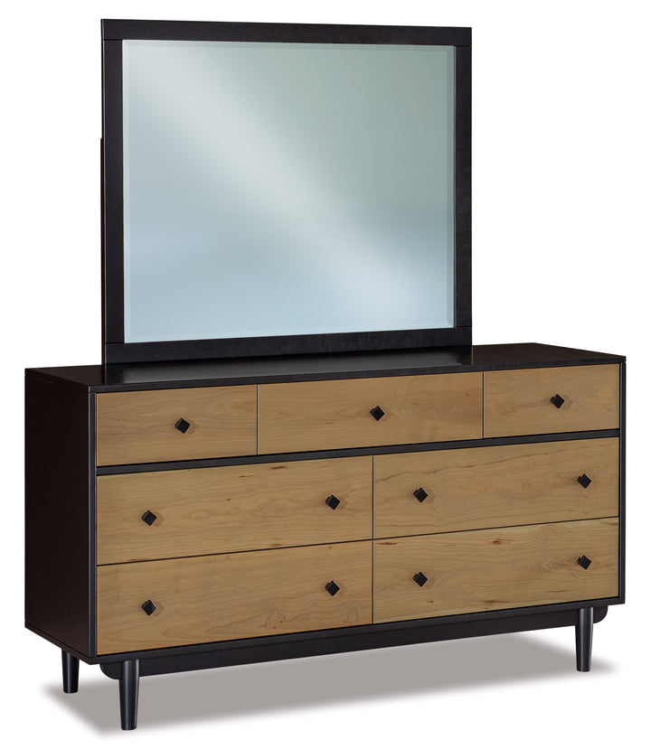 QW Amish Baymont 7 Drawer Dresser w/ Optional Mirror