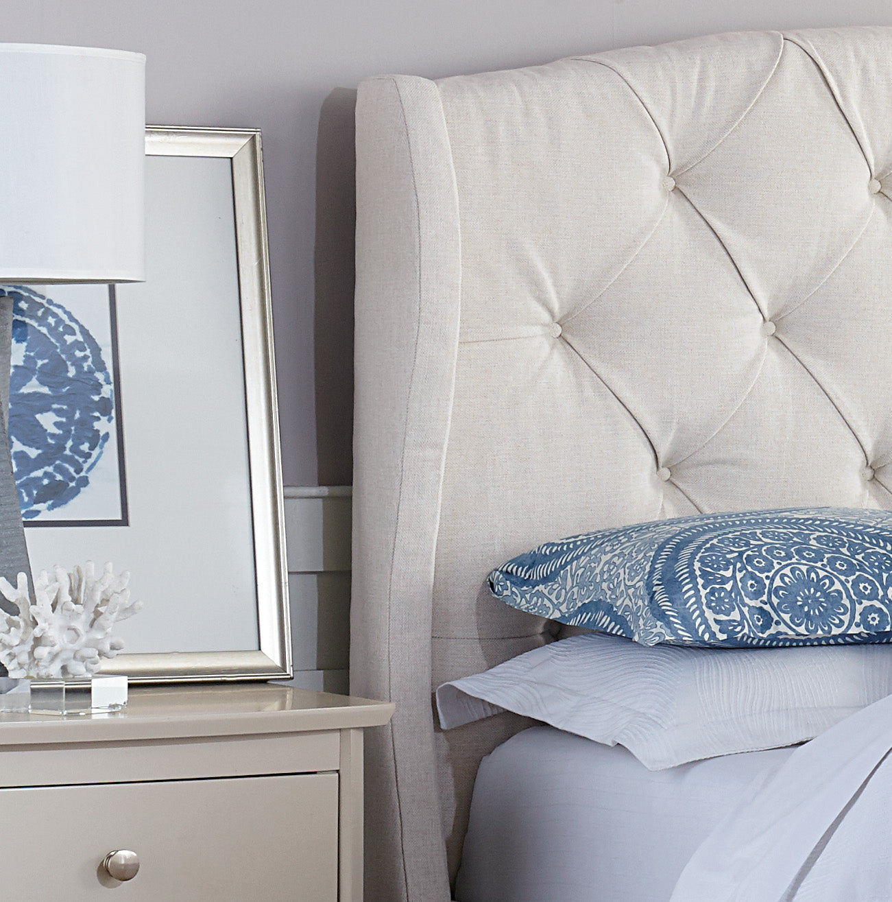 QW Amish Lily Bed with Wings - Thumbnail 3