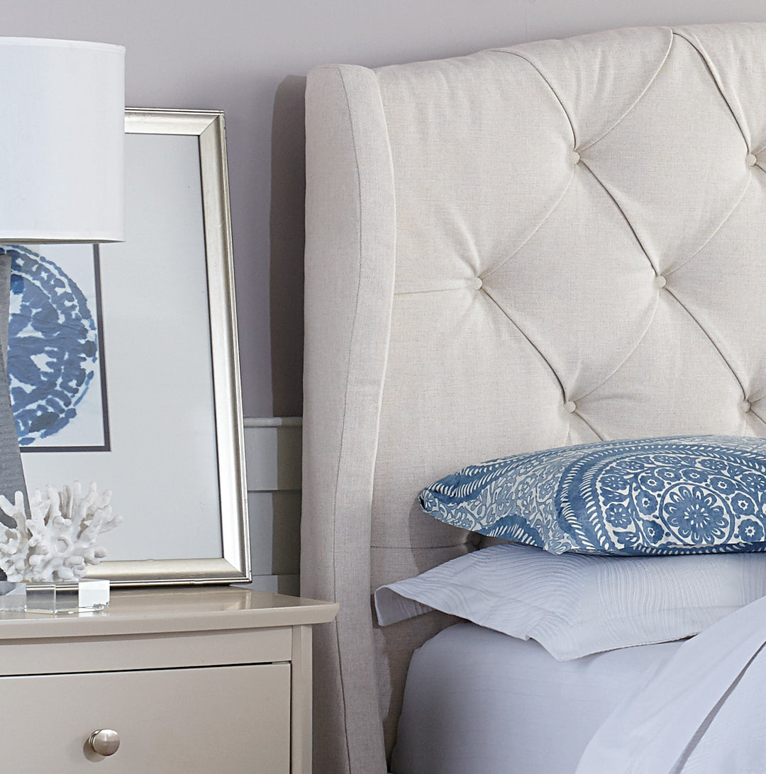 QW Amish Lily Bed with Wings