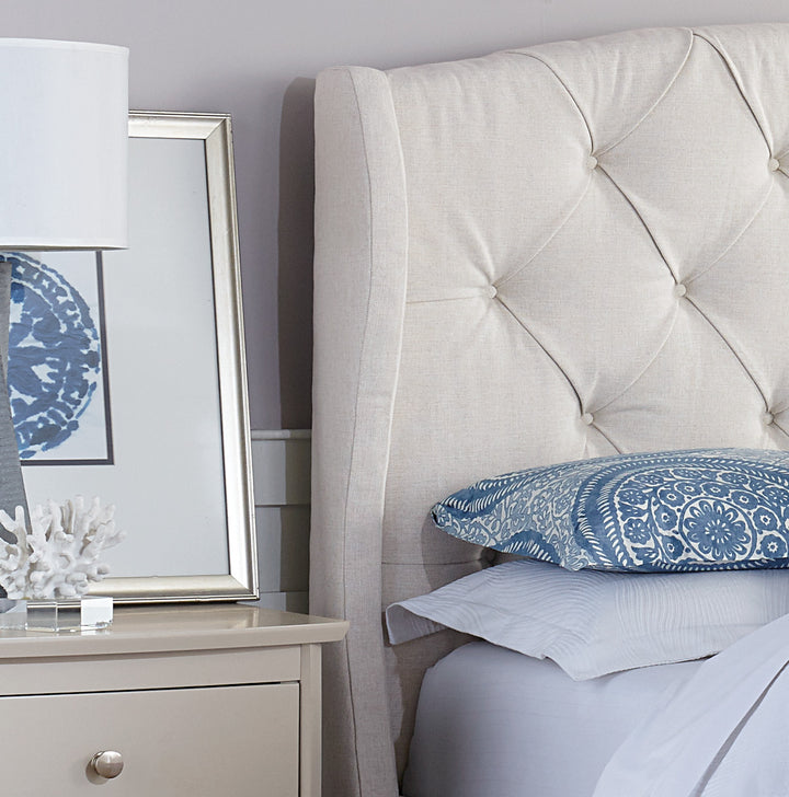 QW Amish Lily Bed with Wings