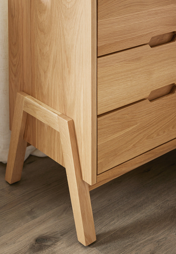 QW Amish Nova 3 Drawer Nightstand