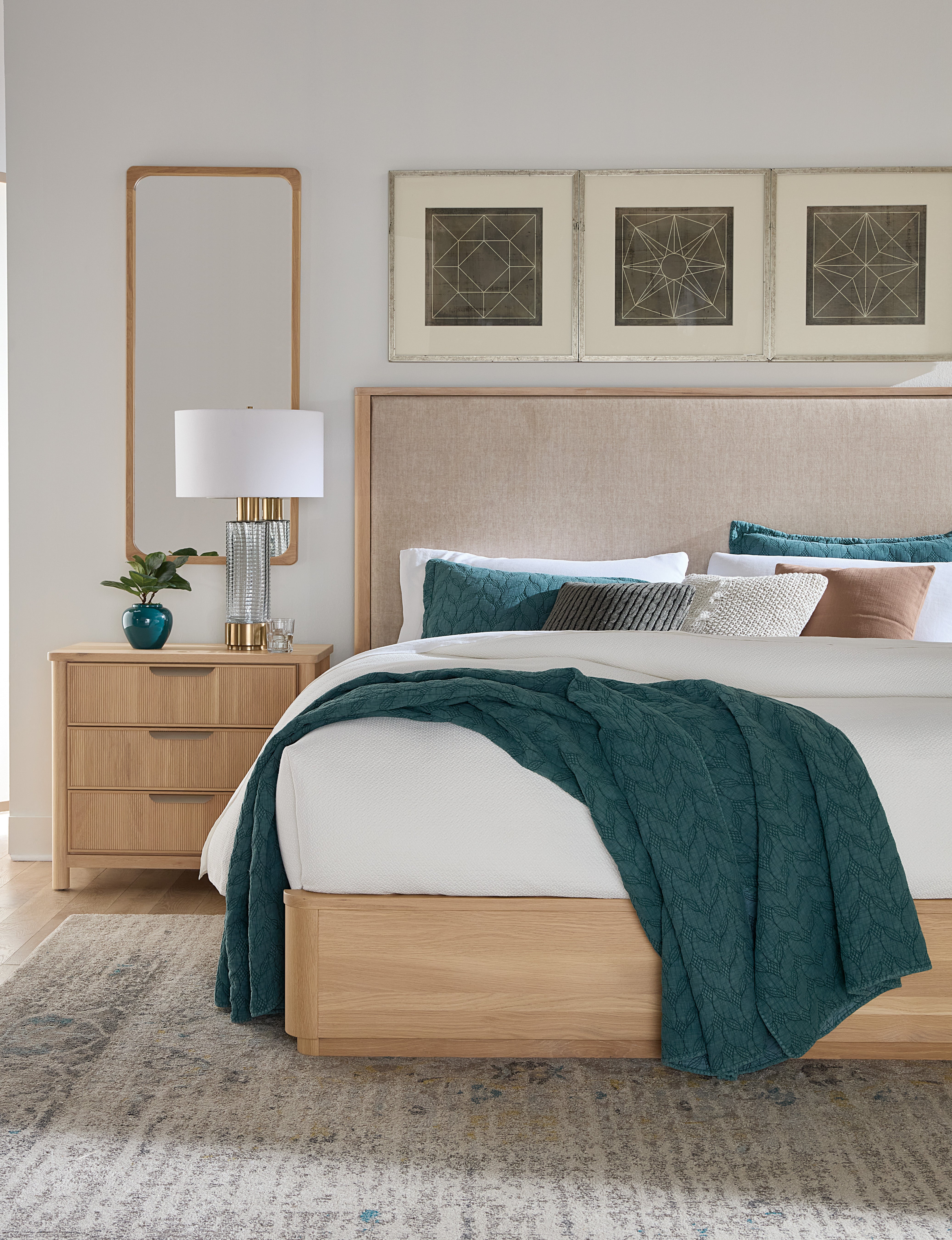 QW Amish Reseda Nightstand - Thumbnail 2
