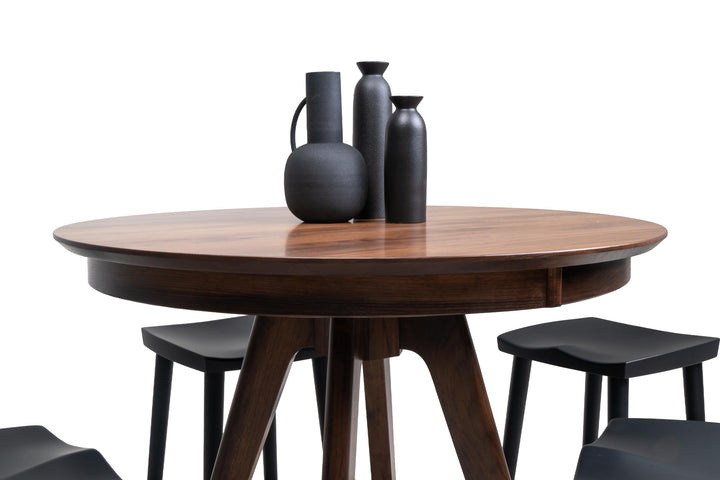 QW Amish Collin Pub Table