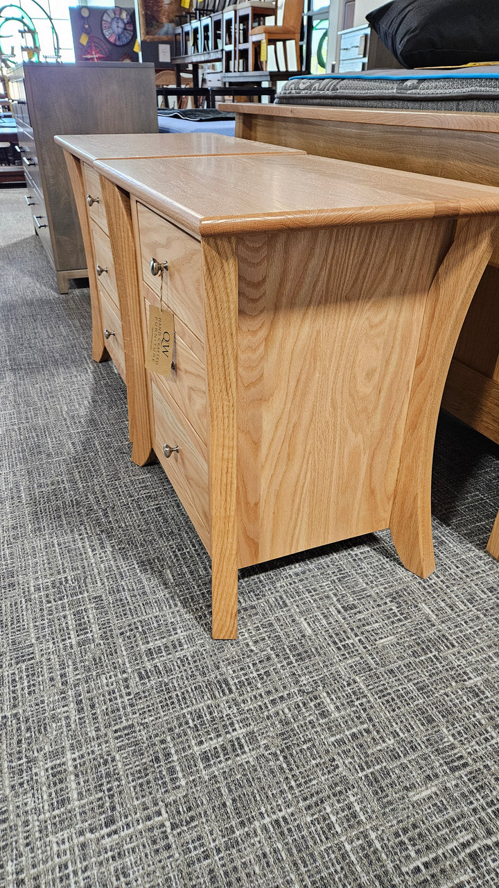 Clearance Caledonia Nightstands (Set of 2)