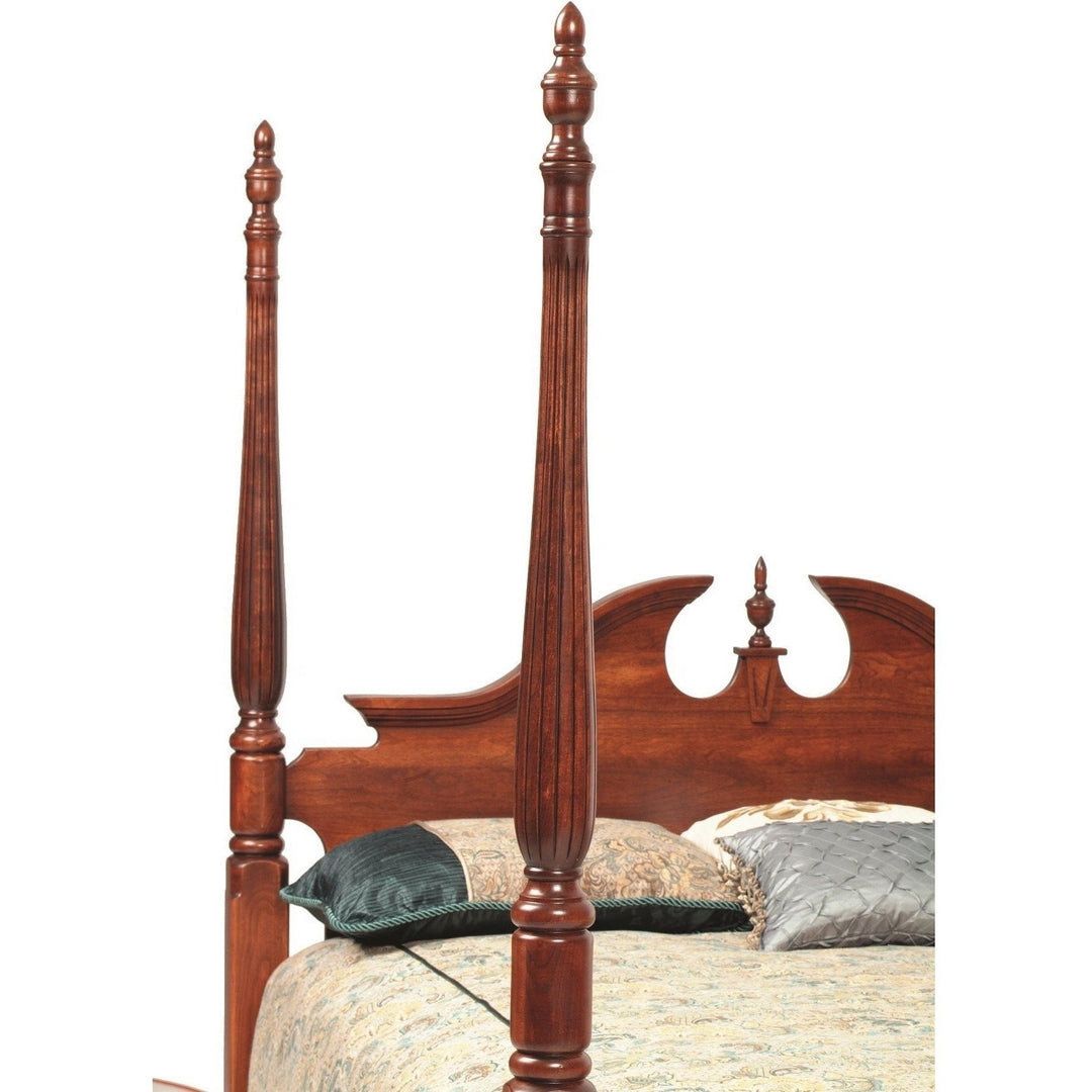 Millcraft Victoria's Pilaster Bed