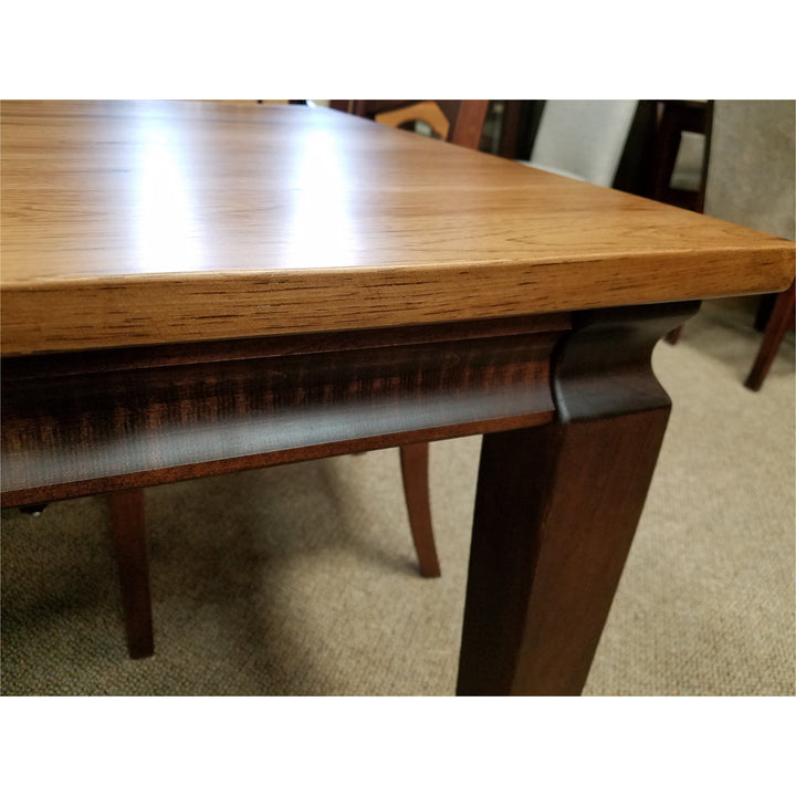 QW Amish Arbella Leg Table