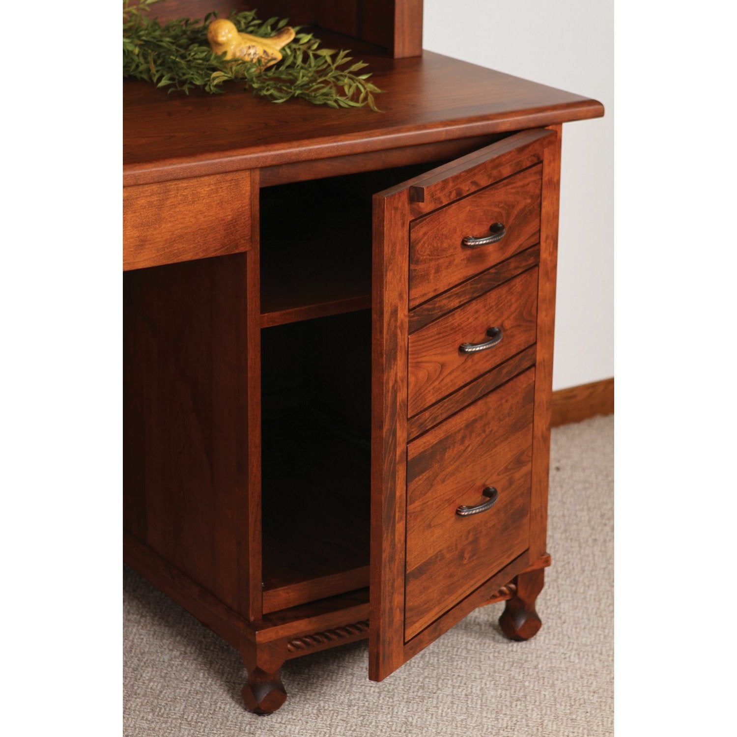 QW Amish Finley Wall Desk with Optional Hutch - Thumbnail 2