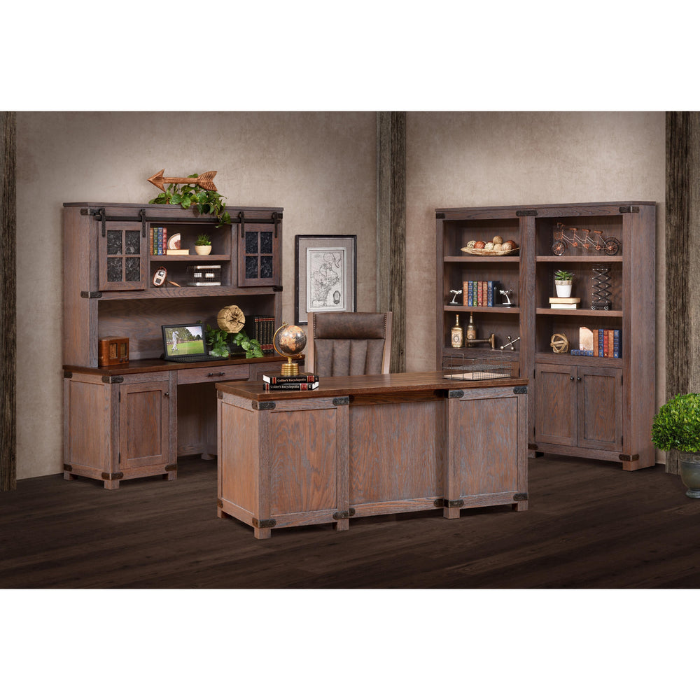 QW Amish Georgetown Bookcase with Doors