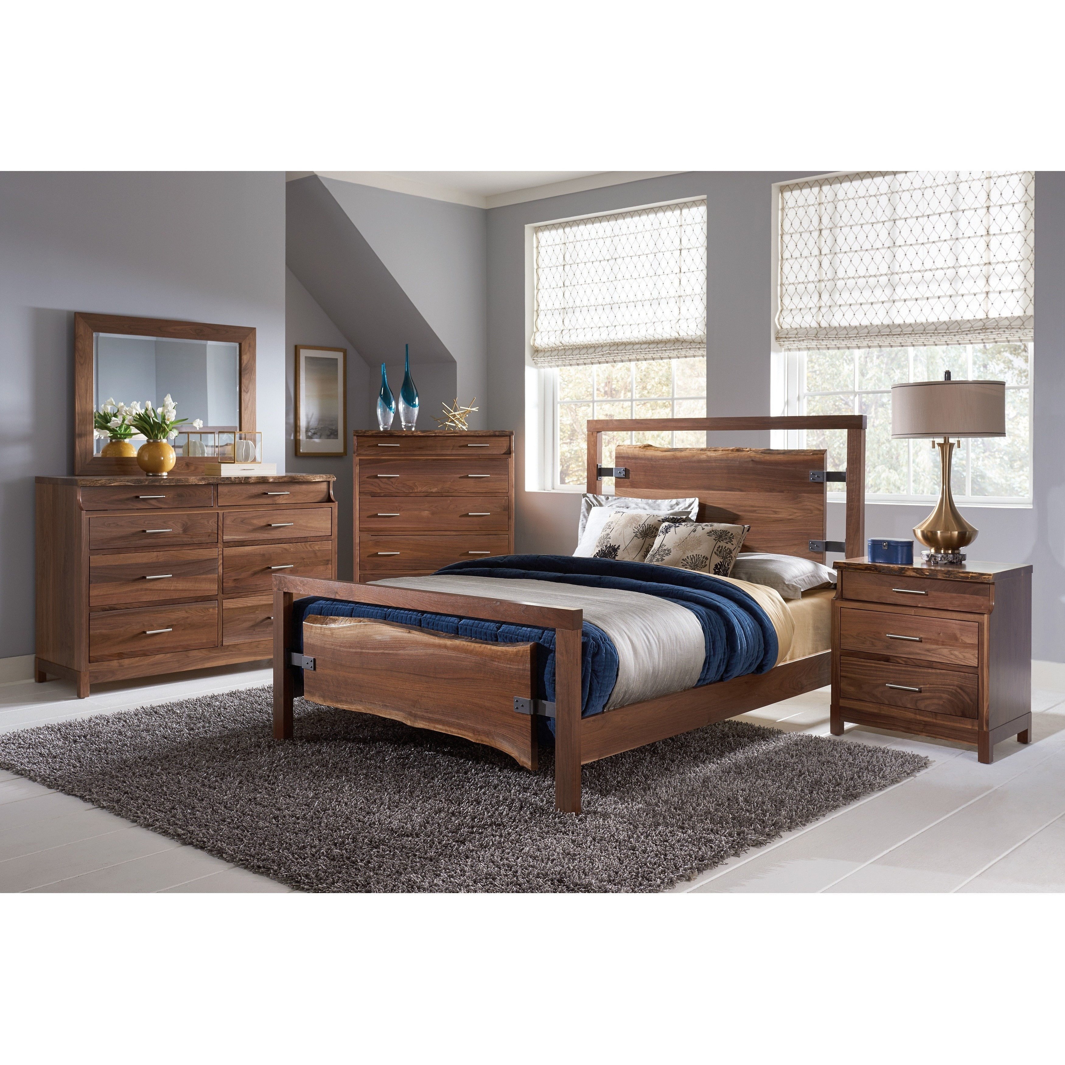 QW Amish Westmere Nightstand - Thumbnail 2
